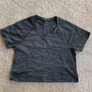 Lululemon Swiftly Tech Cropped Short Sleeve – Size 4 (Women’s)
